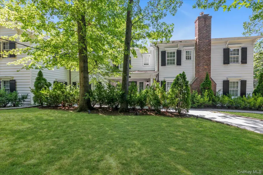 240-02 Poplar Street, Douglaston, NY 11363 - #2