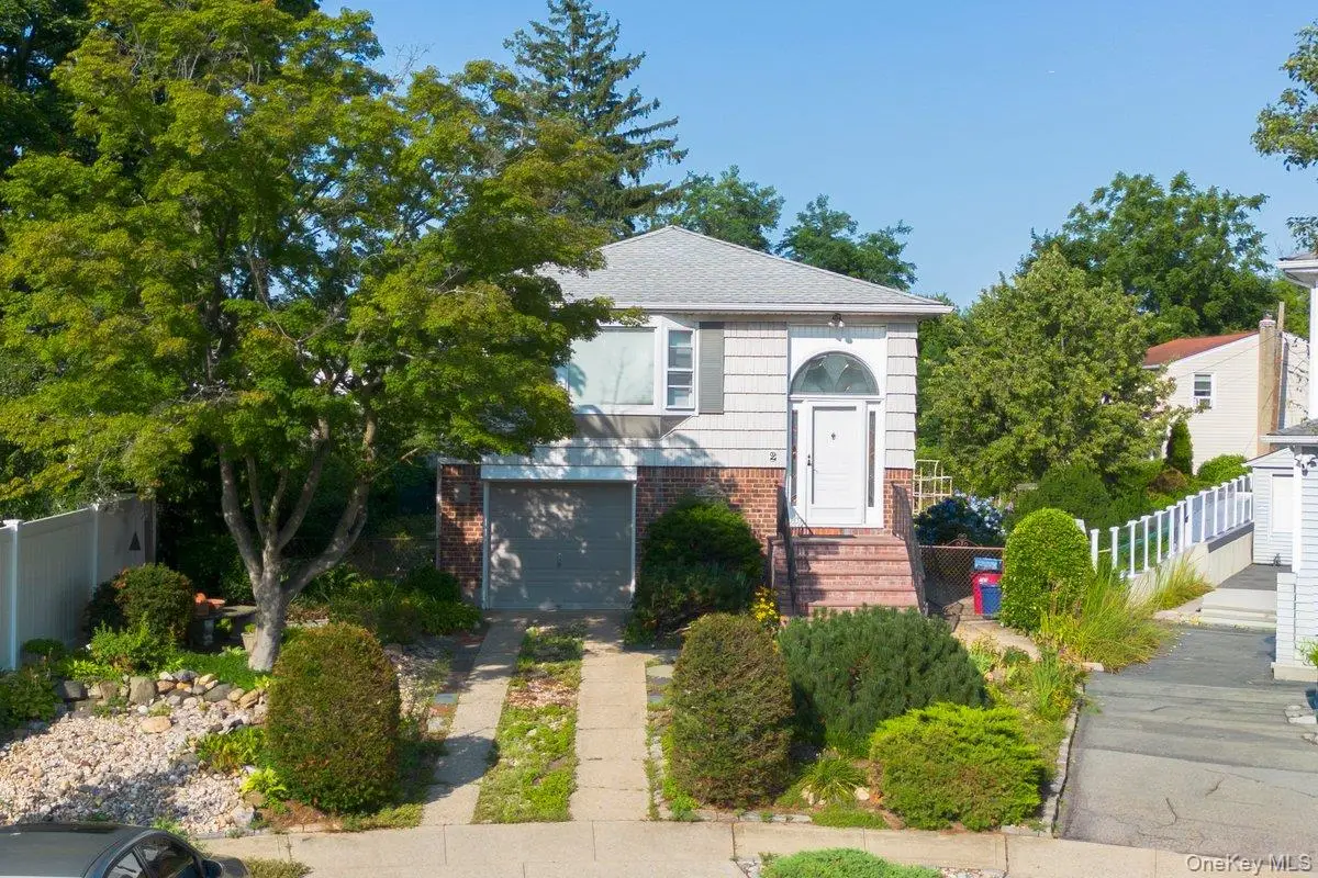 2 Atlas Court, New Hyde Park, NY 11040 - #1