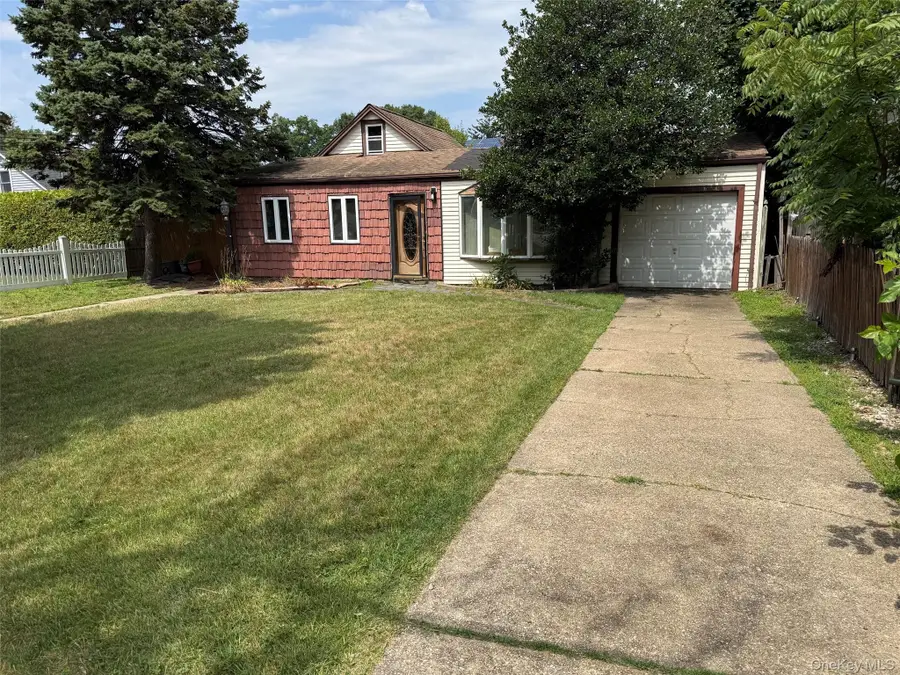 184 Rockmart Avenue, Elmont, NY 11003 - #2