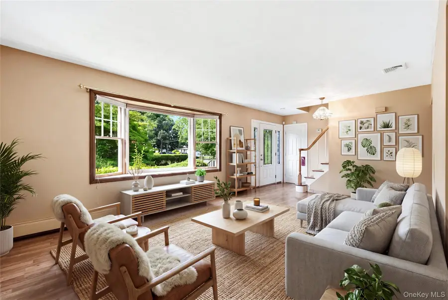 901 Liberty Street, Bohemia, NY 11716 - #3