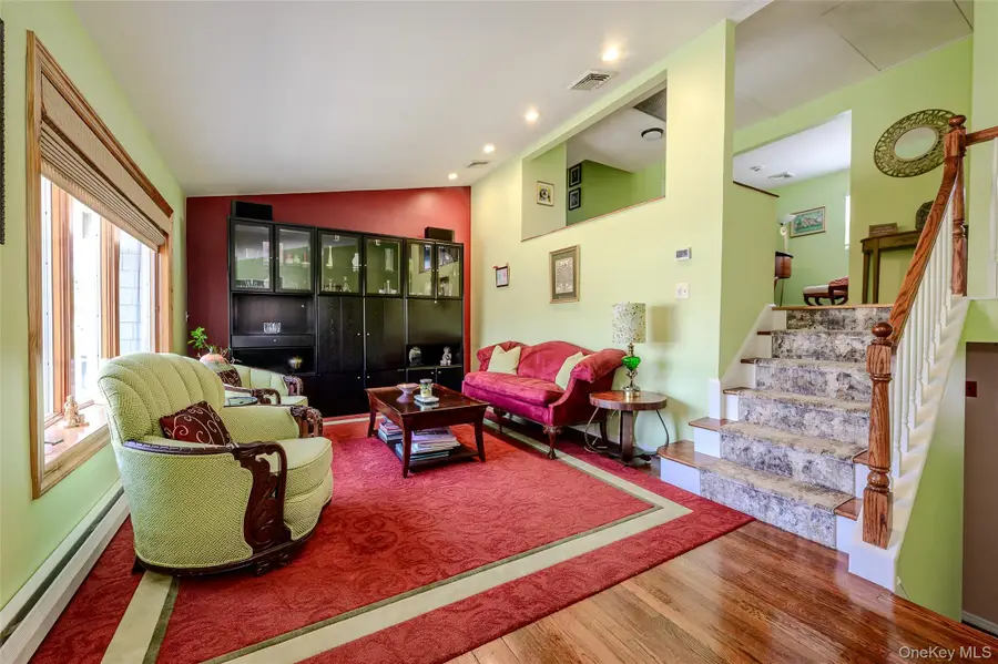 262 Rose Street, Massapequa Park, NY 11762 - #3