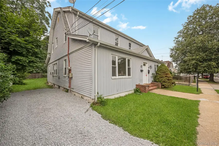 51 Peters Avenue, Hempstead, NY 11550 - #3