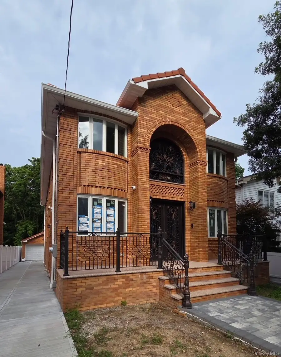 42-20 247th Street, Little Neck, NY 11363 - #2