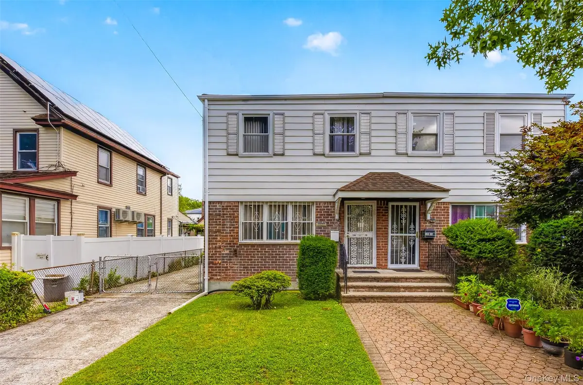 146-18 Kalmia Avenue, Flushing, NY 11355 - #1
