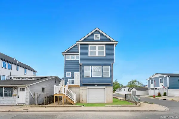 10 8th Avenue, East Rockaway, NY 11518