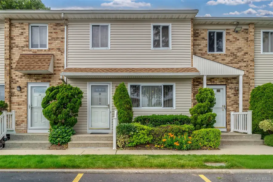 1595 N Central Avenue #29CO, Valley Stream, NY 11580 - #2