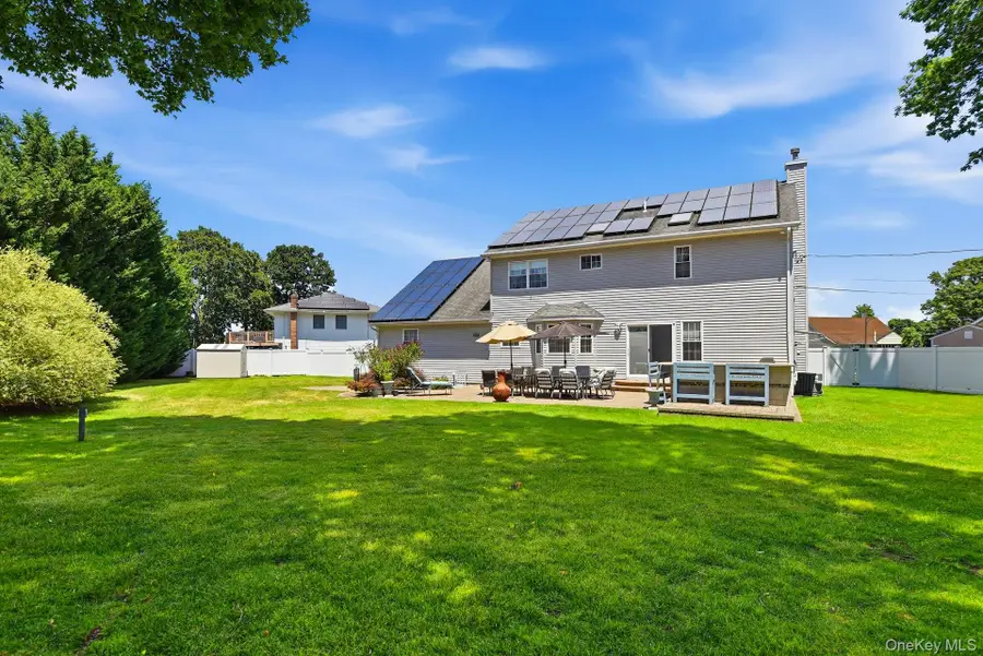35 Dennis Lane, Bethpage, NY 11714 - #3