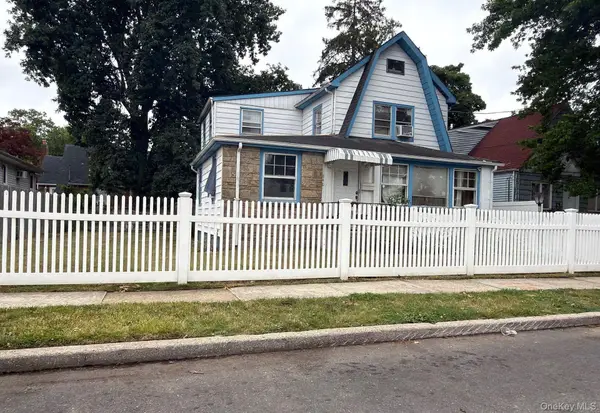 840 Kings Parkway, Baldwin, NY 11510