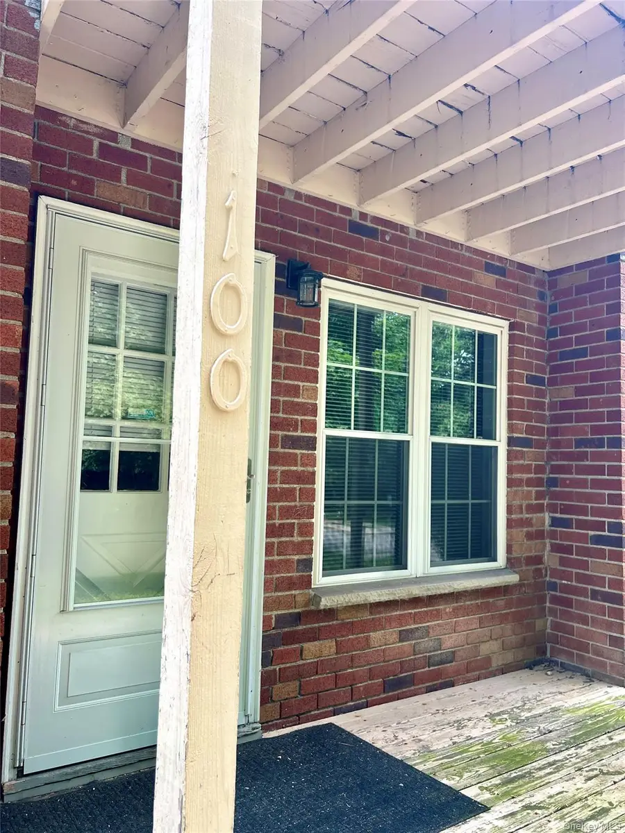 4 Colonial Road #100, Beacon, NY 12508 - #2