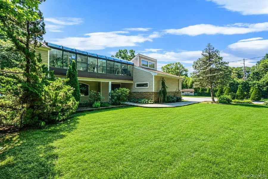 174 Dix Hills Road, Dix Hills, NY 11746 - #3