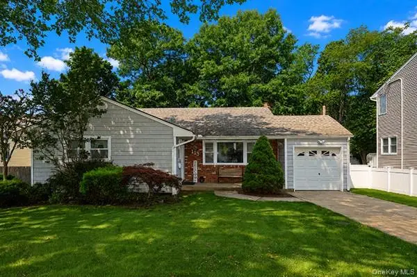 113 Iceland Drive, South Huntington, NY 11746 - #1