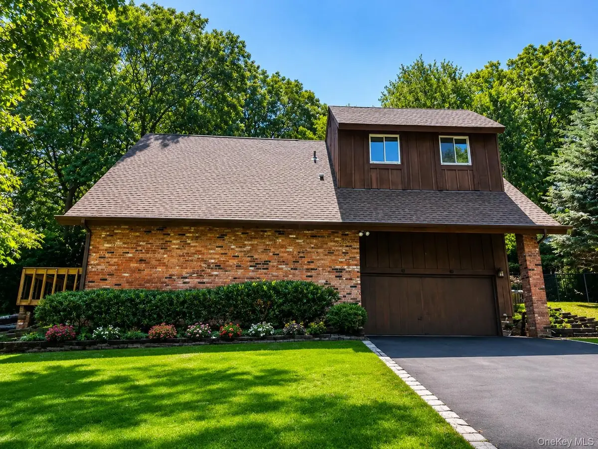 10 Melia Way, Huntington Station, NY 11746 - #1