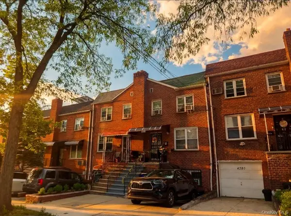 4382 Byron Avenue, Bronx, NY 10466