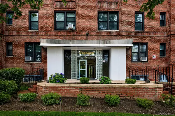 84-31 Van Wyck Expressway #2B, Briarwood, NY 11435