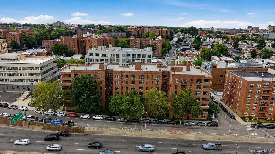 84-31 Van Wyck Expressway #2B, Briarwood, NY 11435 - #2