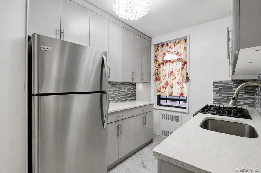 84-31 Van Wyck Expressway #2B, Briarwood, NY 11435 - #3