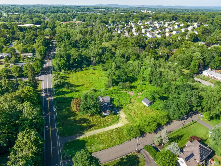 148 S Pascack Road, Nanuet, NY 10954 - #2