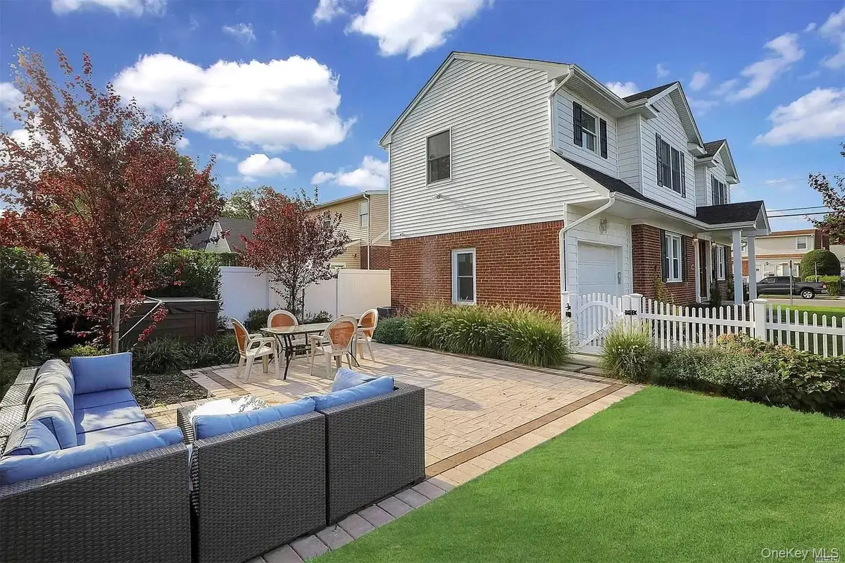 973 Fenworth Boulevard, Franklin Square, NY 11010 - #1
