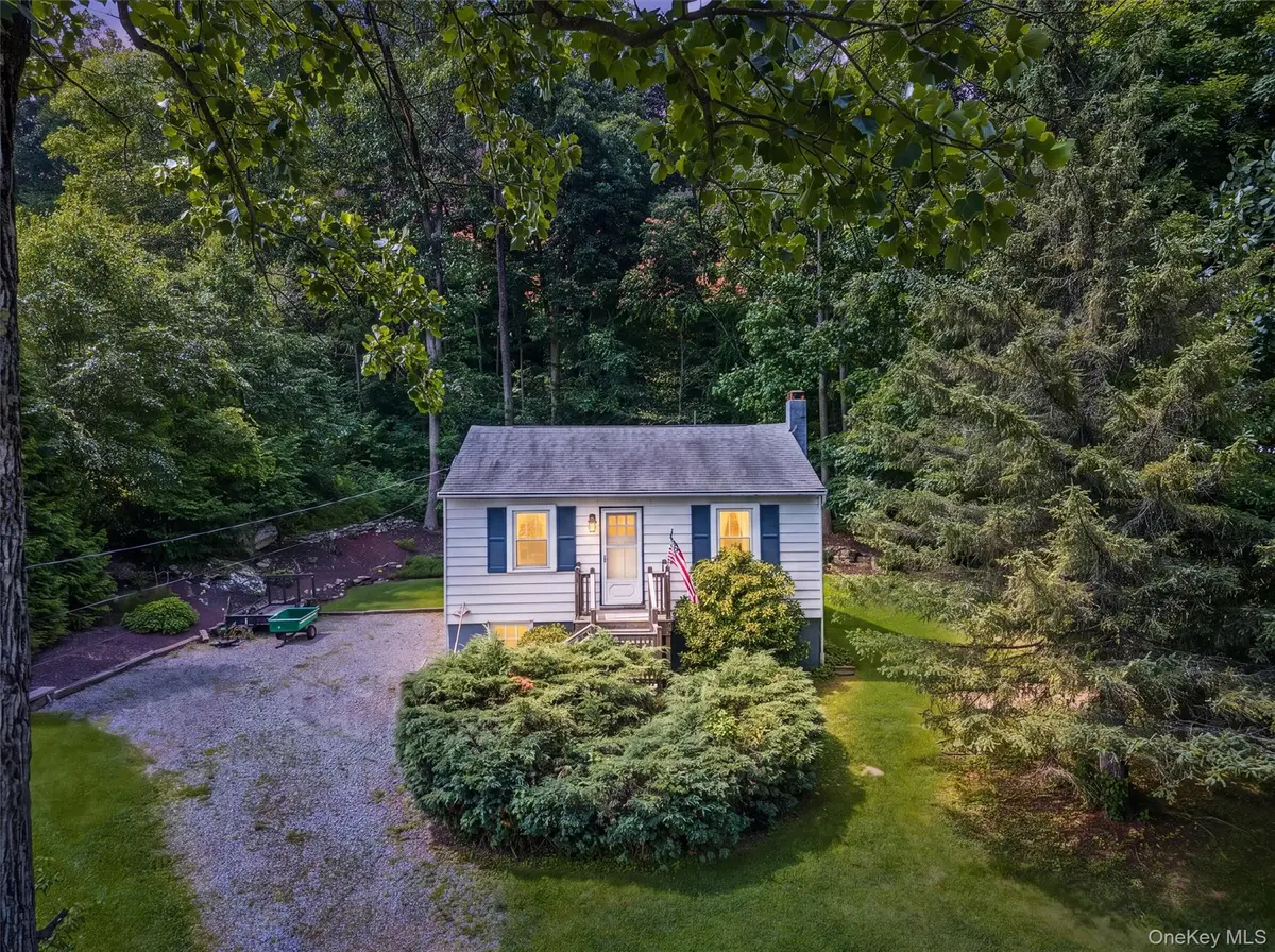 19 Oak Ridge Drive, Putnam Valley, NY 10579 - #1