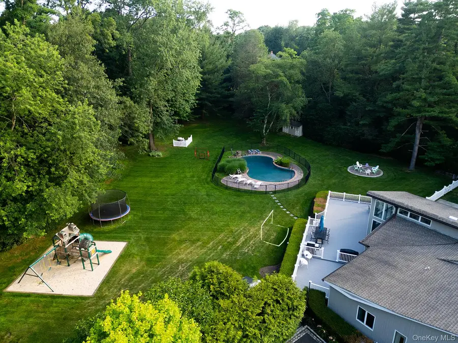 153 Brookville Lane, Glen Head, NY 11545 - #2