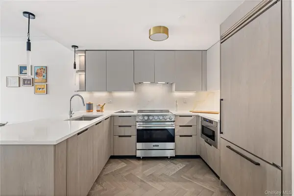 78-29 Austin #404, Forest Hills, NY 11375