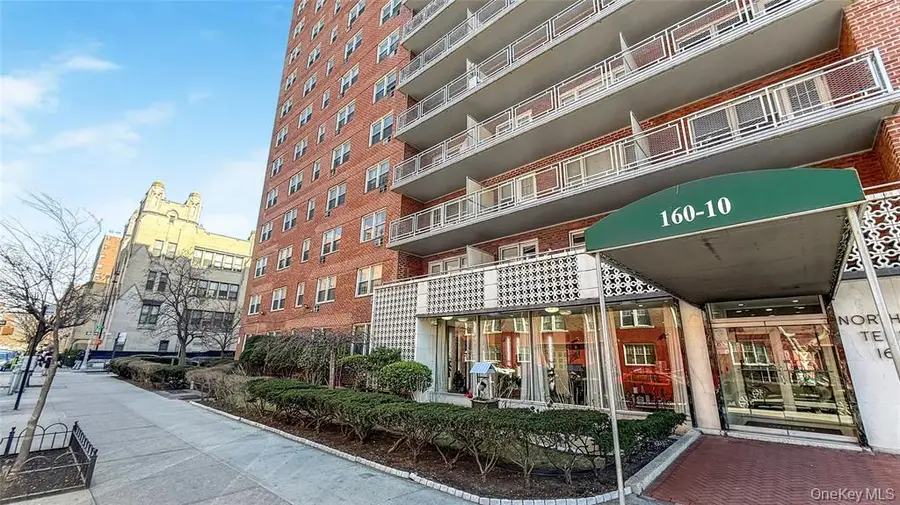 160-10 89th Avenue #9E, Jamaica, NY 11432 - #3