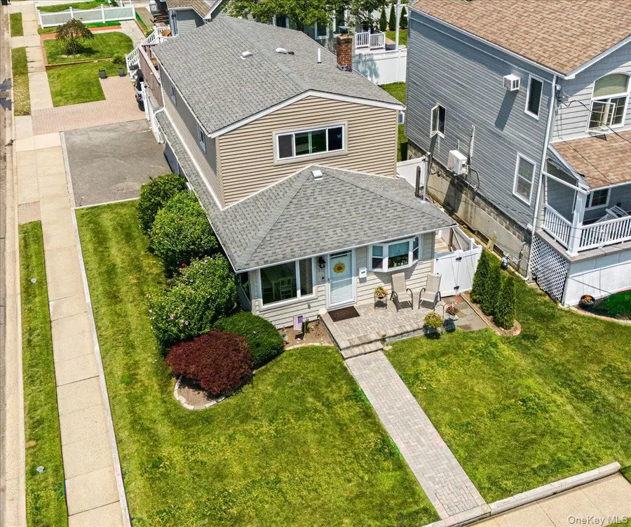 29 Milton Road, Babylon, NY 11702 - #3