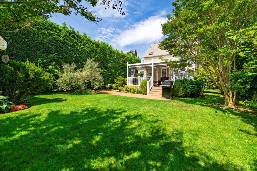 435 Morris Avenue, Rockville Centre, NY 11570 - #3