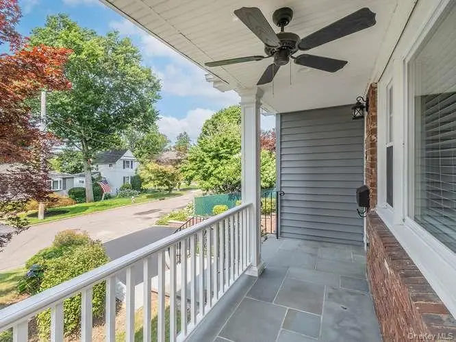 5 Central Avenue, Glen Cove, NY 11542 - #3