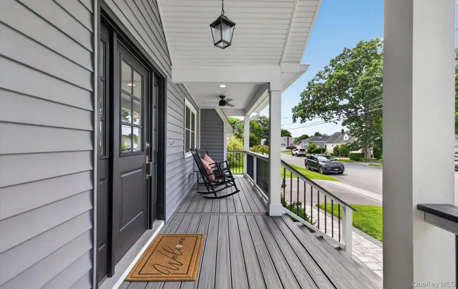 292 N Alleghany Avenue, Lindenhurst, NY 11757 - #3