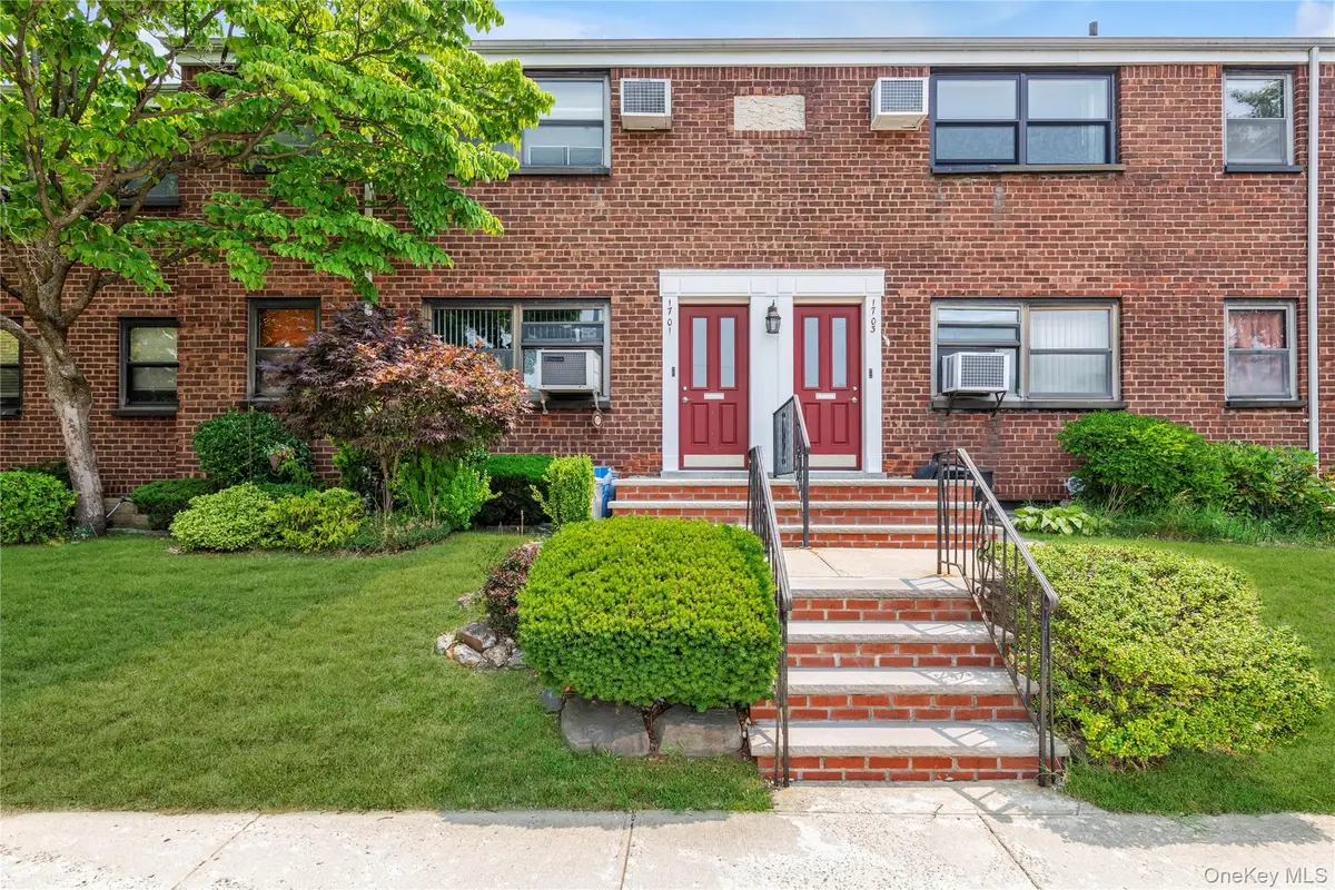 17-01 Utopia Parkway #1, Whitestone, NY 11357 - #1