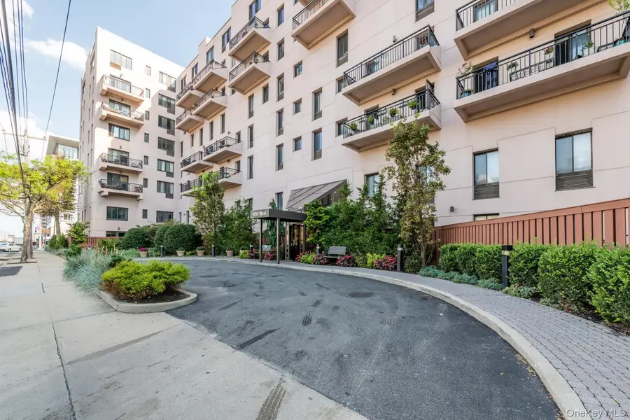 100 W Broadway #1E, Long Beach, NY 11561 - #2