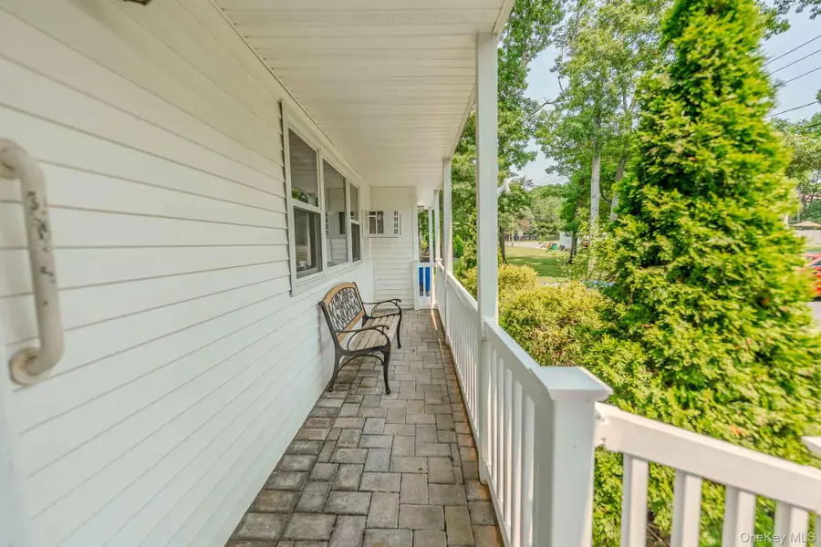 118 Fairmont Avenue, Medford, NY 11763 - #2