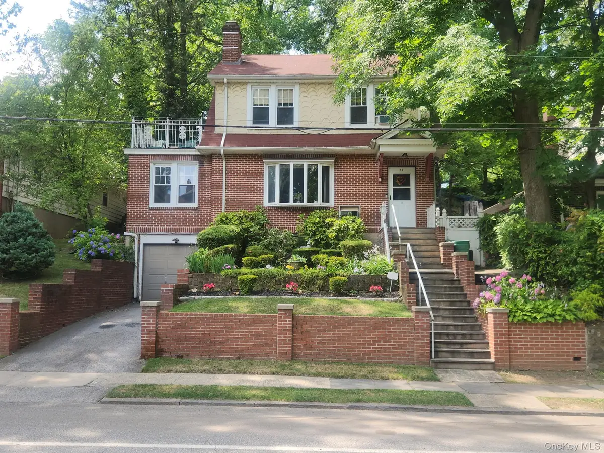 15 Rumsey Road, Yonkers, NY 10705 - #1