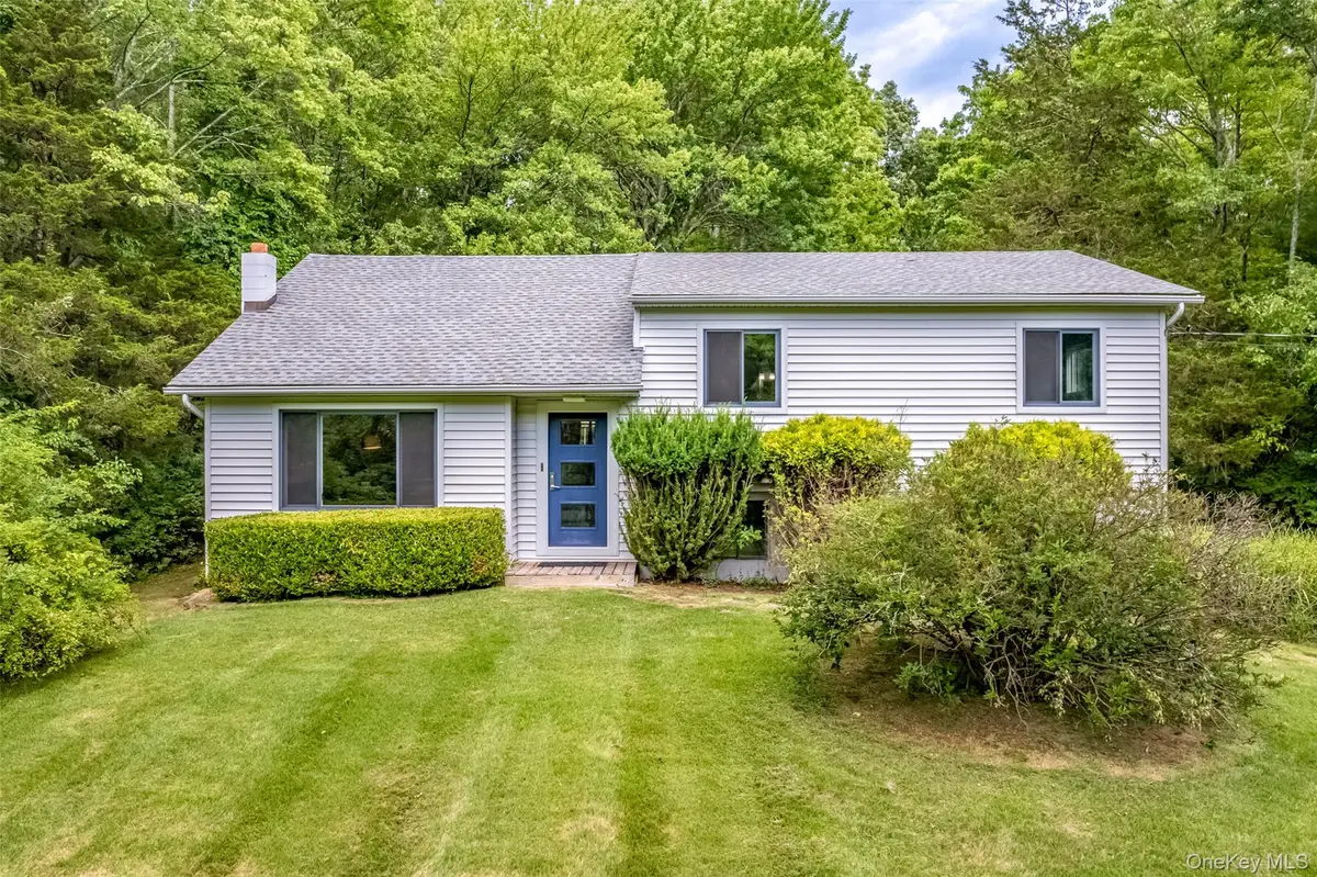 6 Hickory Hill Road, New Paltz, NY 12561 - #1