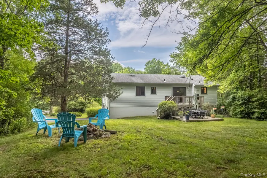 6 Hickory Hill Road, New Paltz, NY 12561 - #2