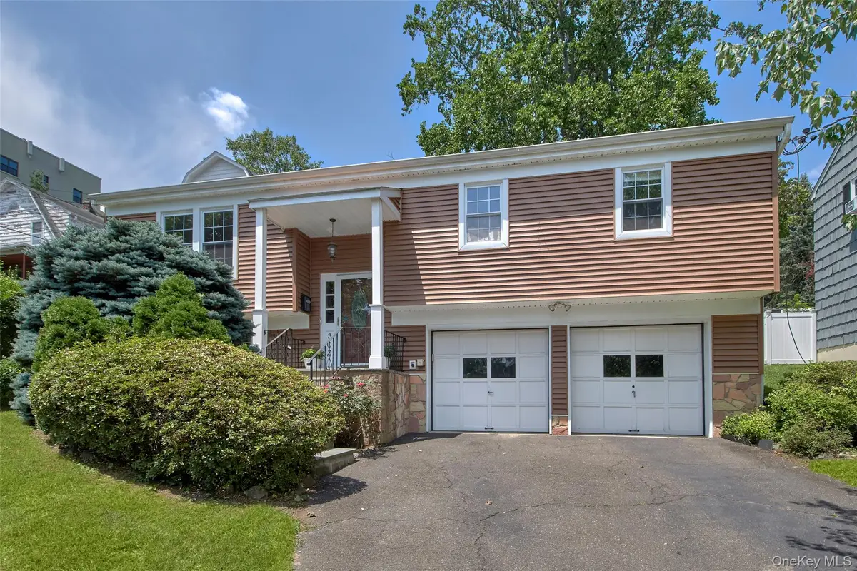 303 Livingston Avenue, Mamaroneck, NY 10543 - #1