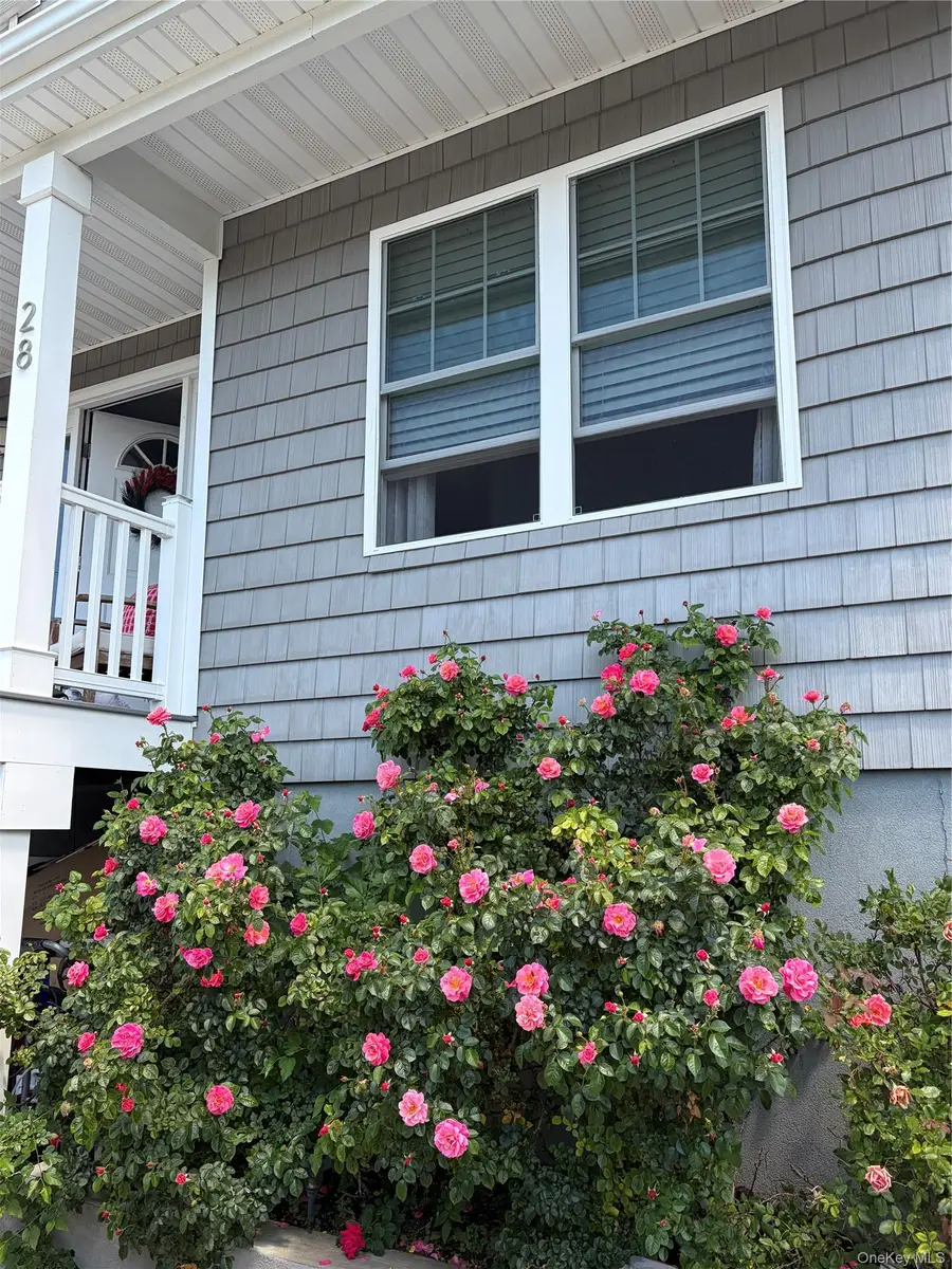 28 Sagamore Road, Island Park, NY 11558 - #3