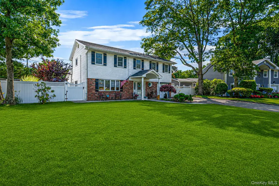 30 Pinewood Drive, Commack, NY 11725 - #2