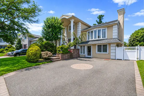 2920 Judith Drive, Merrick, NY 11566