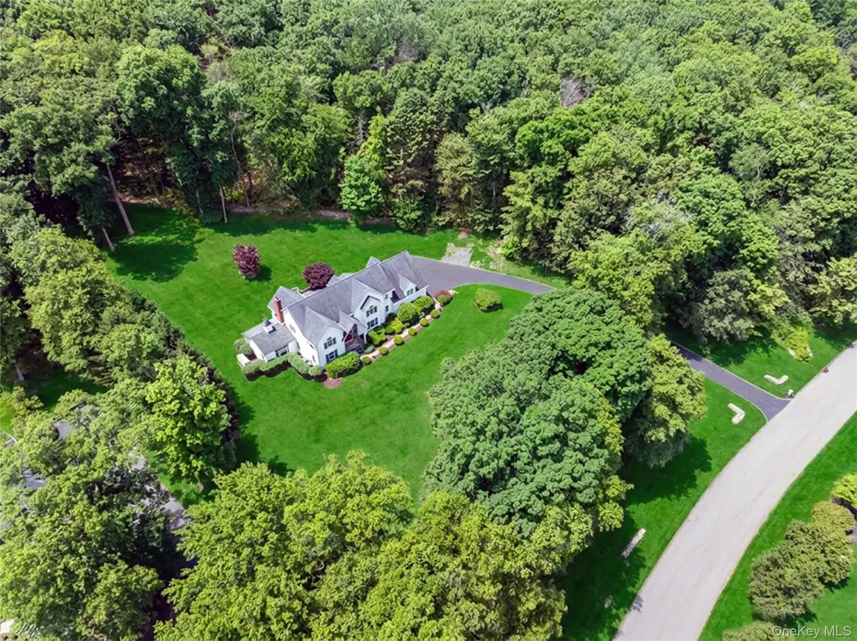 10 Adams Farm Road, Katonah, NY 10536 - #1