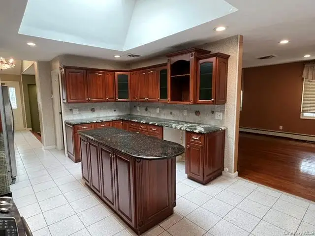 201 Wampum Lane, West Islip, NY 11795 - #3