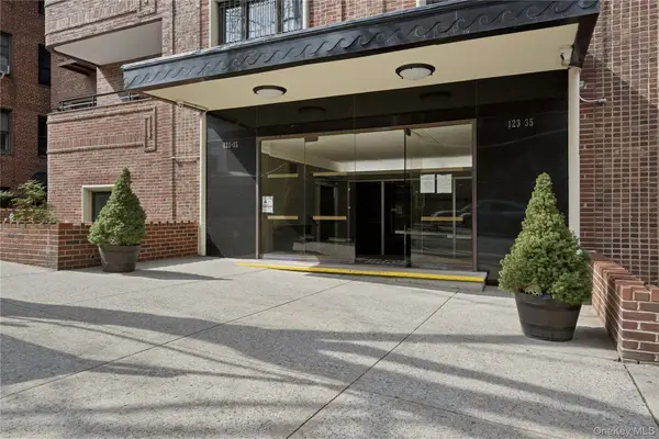 123-35 82nd Road #3N, Kew Gardens, NY 11415