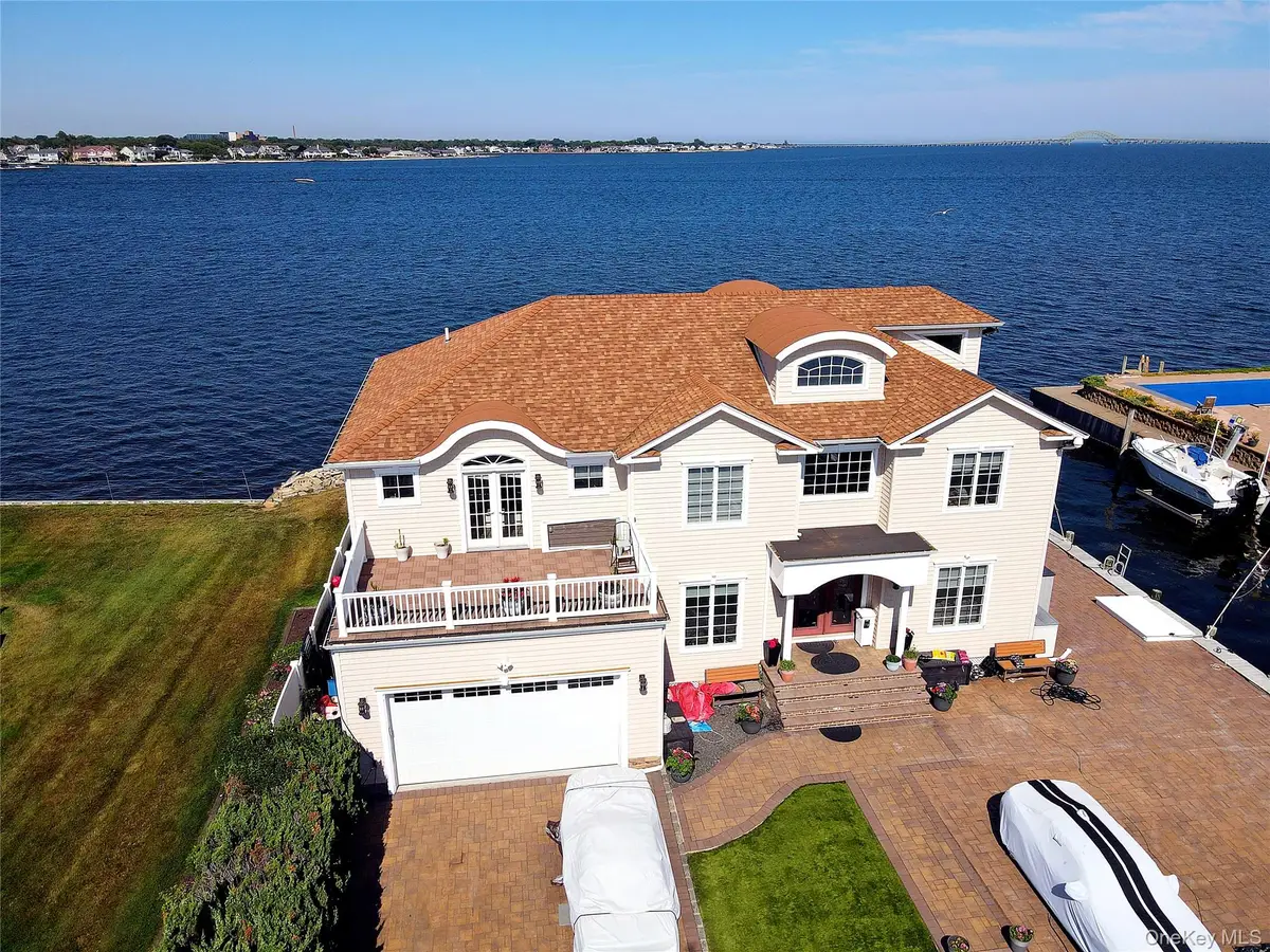 75 Yacht Club Road, Babylon, NY 11702 - #1