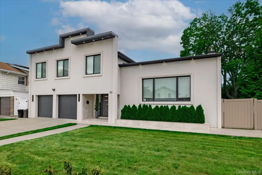 929 Jewel Drive, North Woodmere, NY 11581 - #2
