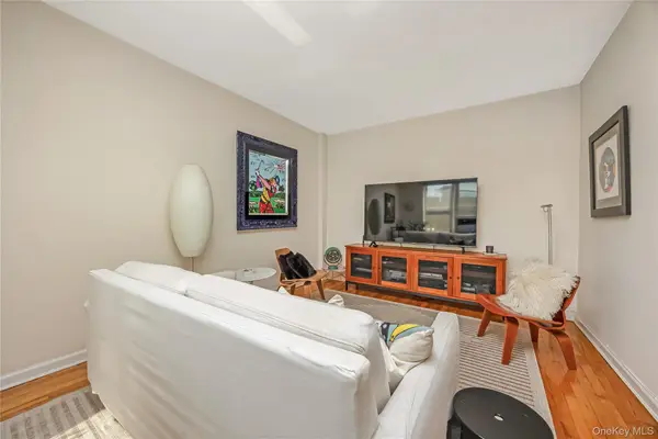 88-02 35th Avenue #6M, Jackson Heights, NY 11372