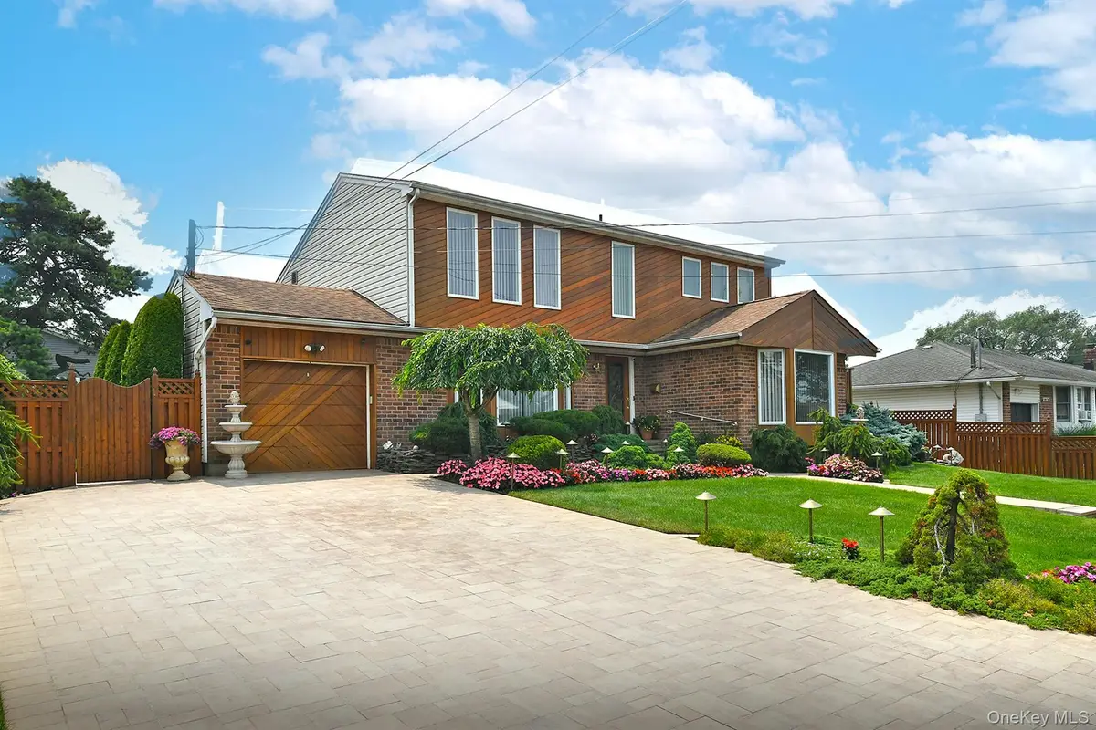 92 Bowling Lane, Deer Park, NY 11729 - #1