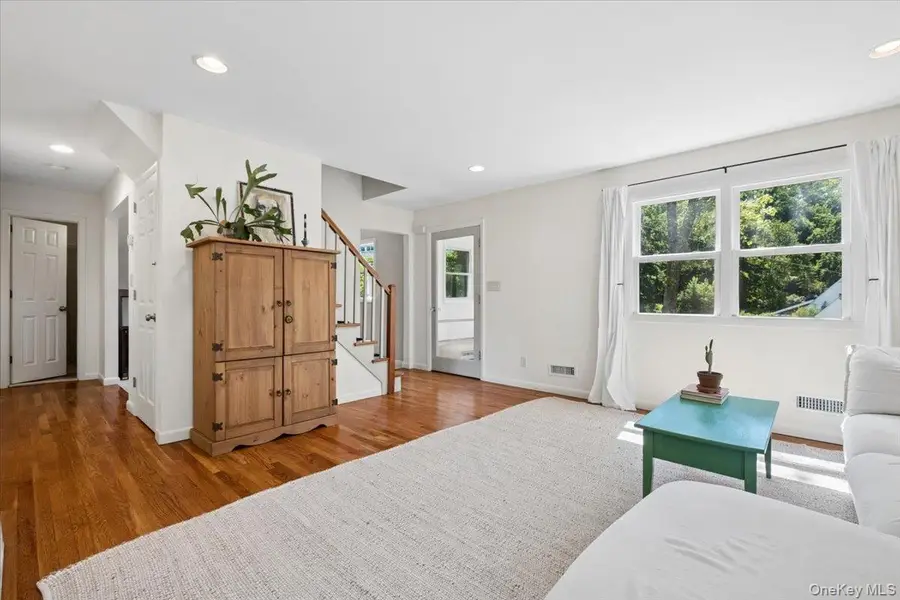 3 Gabriel Drive, Cortlandt Manor, NY 10567 - #3