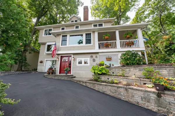 5 Harborview Lane, Huntington, NY 11743