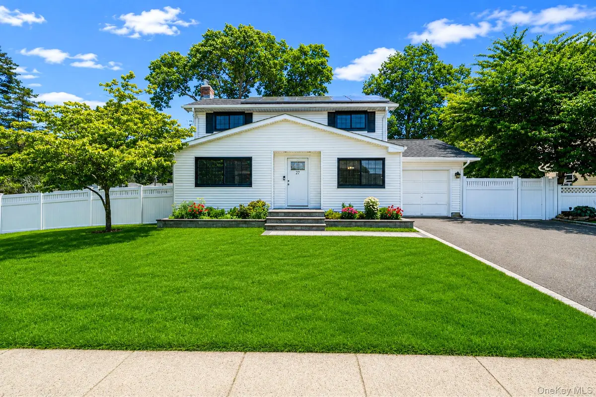 27 Galaxie Lane, Selden, NY 11784 - #1